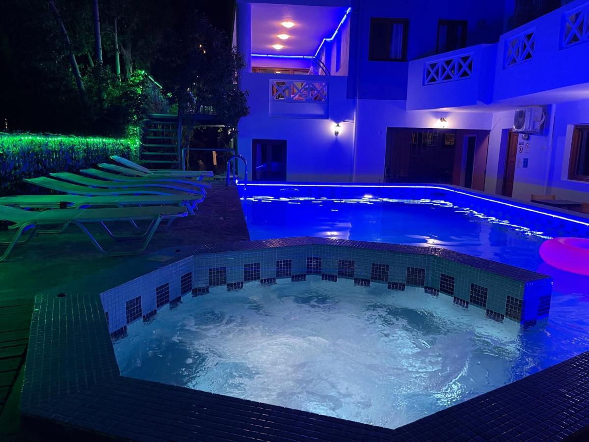 Romantica Hotel Apartments Hersonissos  Dış mekan fotoğraf